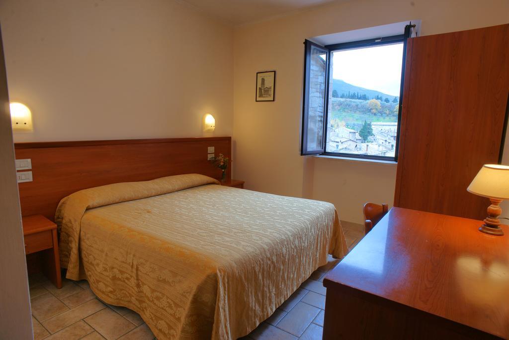 Albergo La Rocca Assise Chambre photo